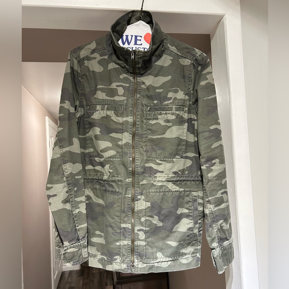SALE 💙 GAP 💙 camo utility jacket size S